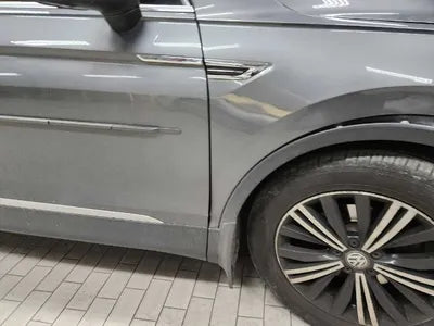 2019 Volkswagen Tiguan VIN: