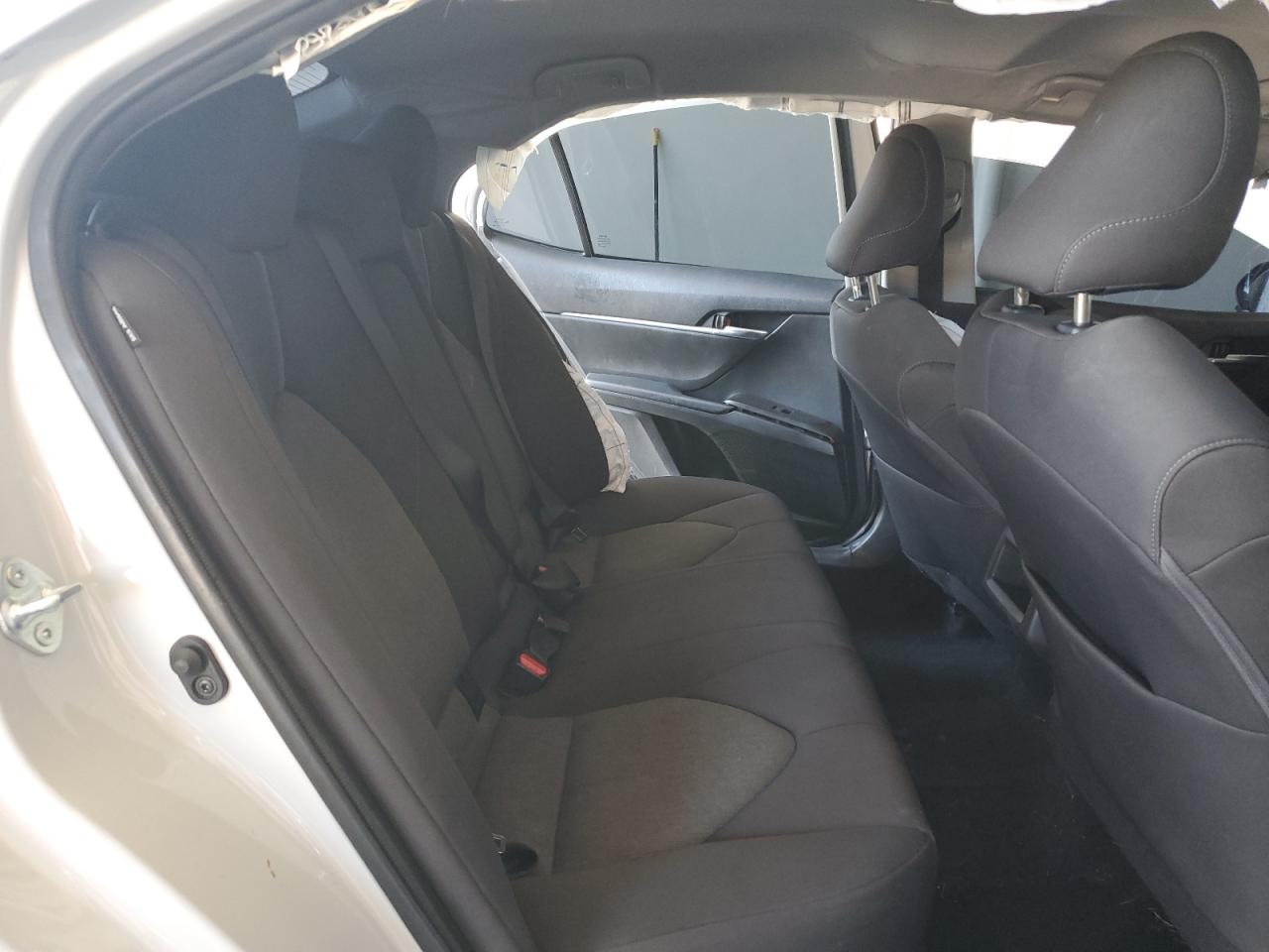 2022 TOYOTA CAMRY LE VIN:4T1C11AK2NU044254