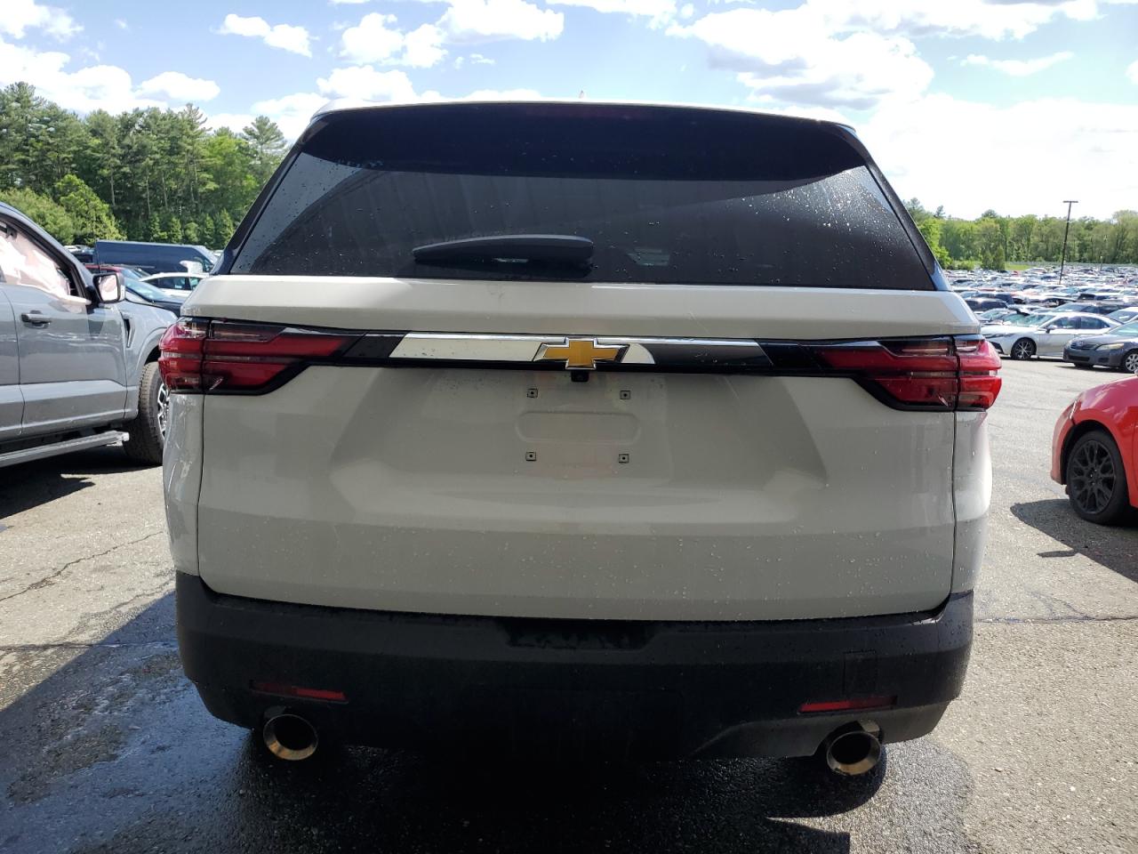 2023 CHEVROLET TRAVERSE LS VIN:1GNEVLKW3PJ196005