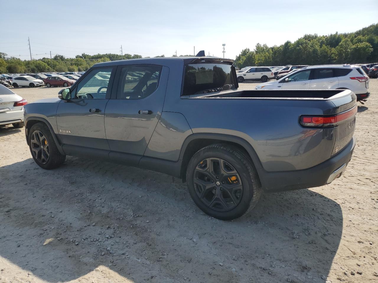 2022 RIVIAN R1T ADVENTURE VIN:7FCTGAAA7NN015041