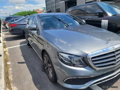 2018 Mercedes-Benz E 300 VIN: