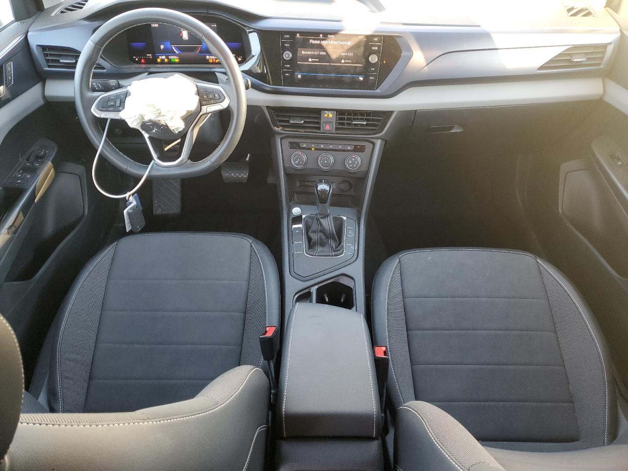 2022 VOLKSWAGEN TAOS SE VIN:3VVRX7B29NM015239