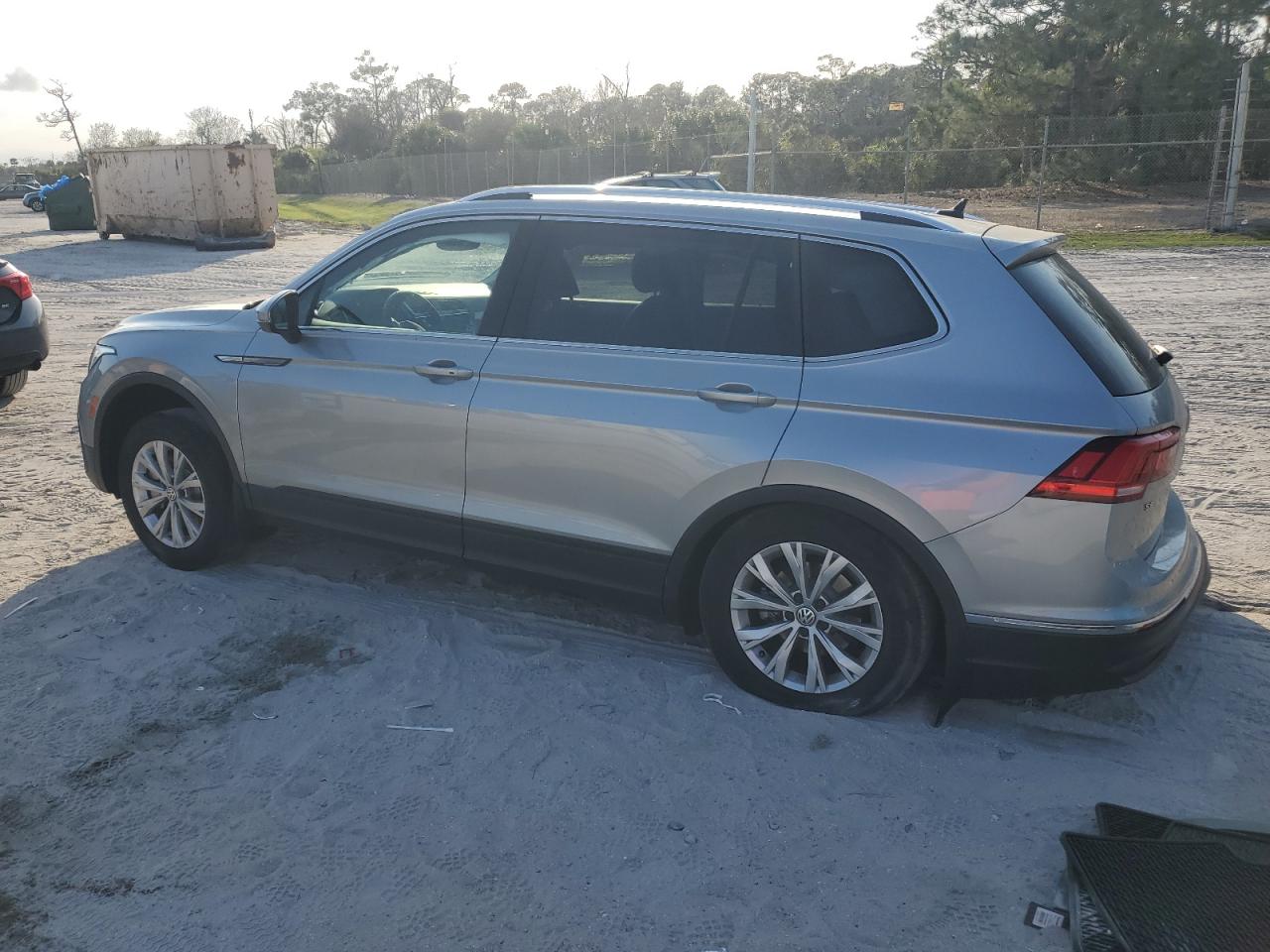 2022 VOLKSWAGEN TIGUAN SE VIN:3VV3B7AX5NM021041