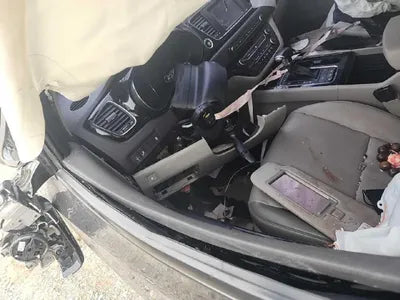 2017 Kia Carnival VIN: