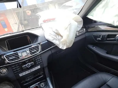 2015 Mercedes-Benz E 300 882KMWDDHF8BB3FB1 VIN:882KMWDDHF8BB3FB1