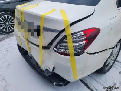 2015 Mercedes-Benz C 200 VIN: