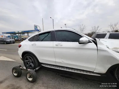 2020 Mercedes-Benz GLC 220 VIN: