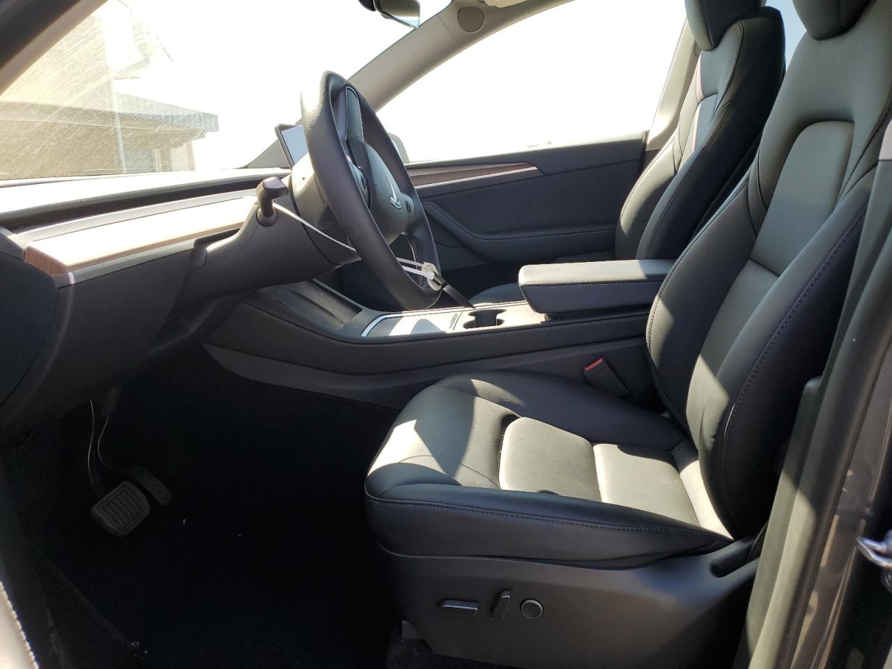 2023 TESLA MODEL Y  VIN:7SAYGDEE8PF971160
