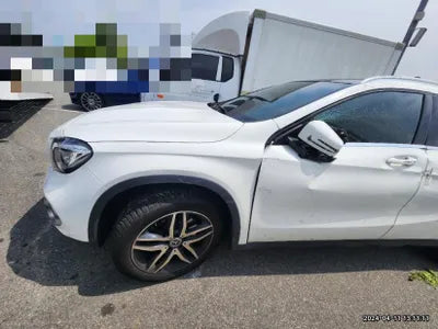 2019 Mercedes-Benz GLA 220 VIN: