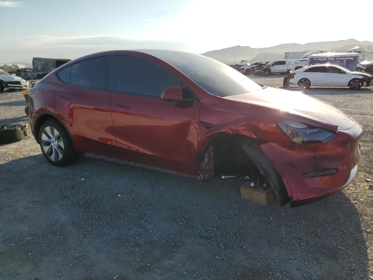 2024 TESLA MODEL Y  VIN:7SAYGDEE2RA256729