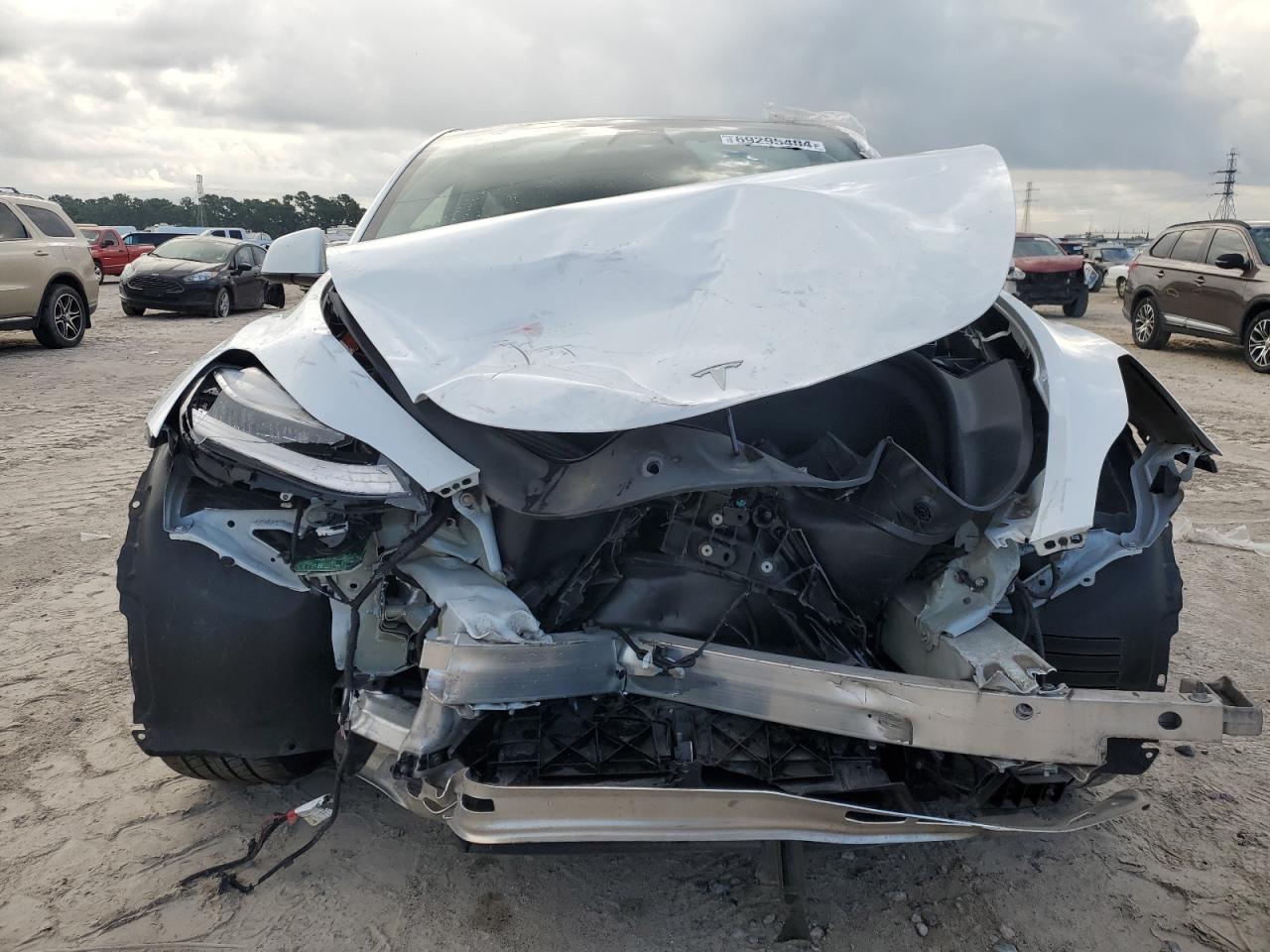 2023 TESLA MODEL Y  VIN:7SAYGDEE7PA036922