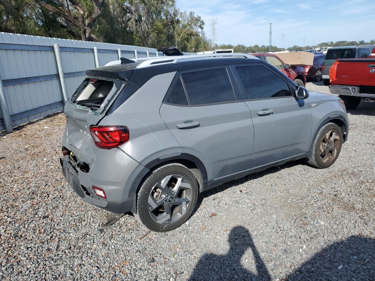 2022 HYUNDAI VENUE SEL VIN:KMHRC8A38NU132084