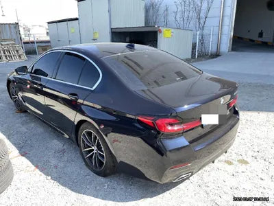 2022 BMW 520 VIN: