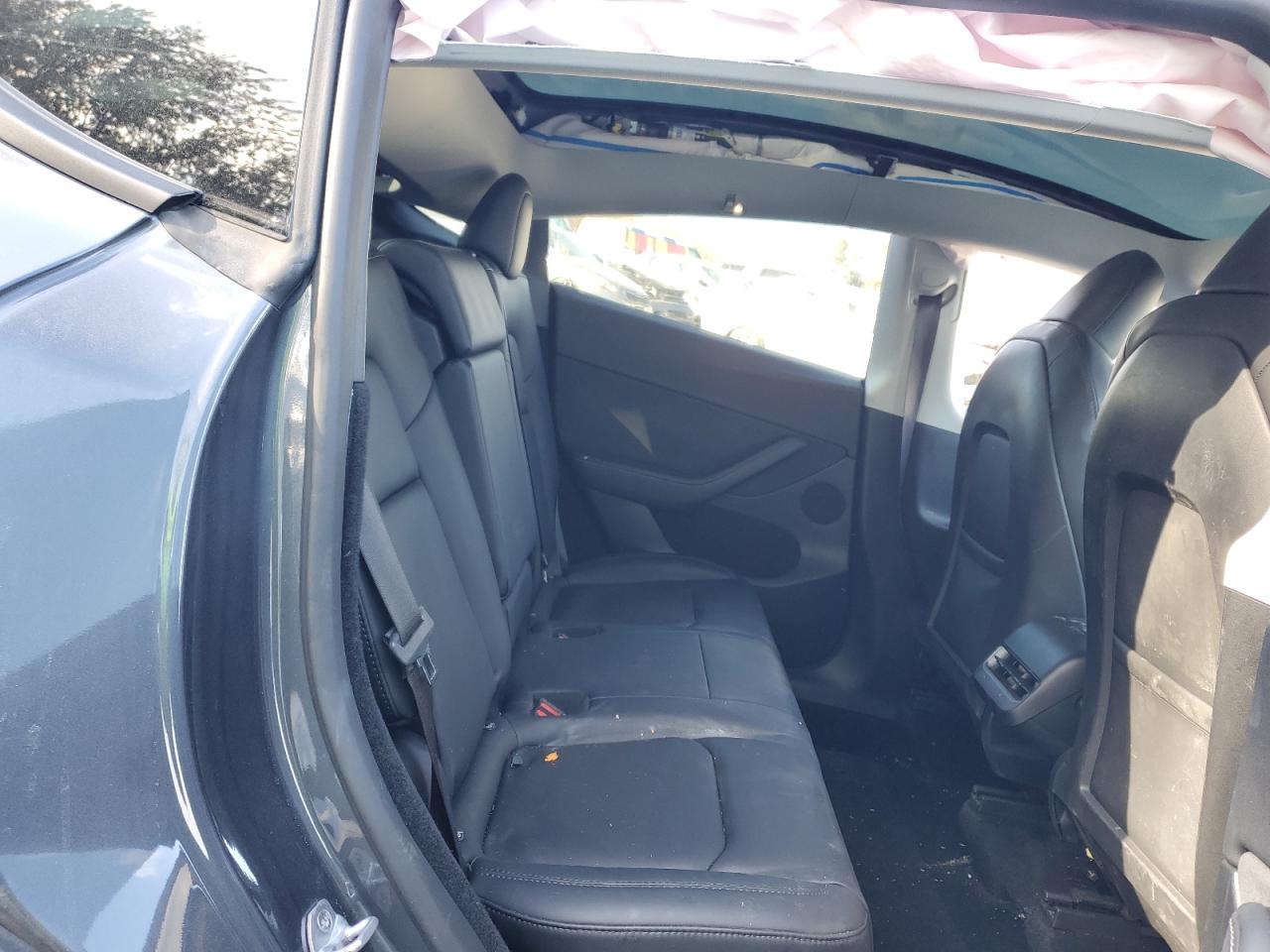 2023 TESLA MODEL Y  VIN:7SAYGDEE8PF886156
