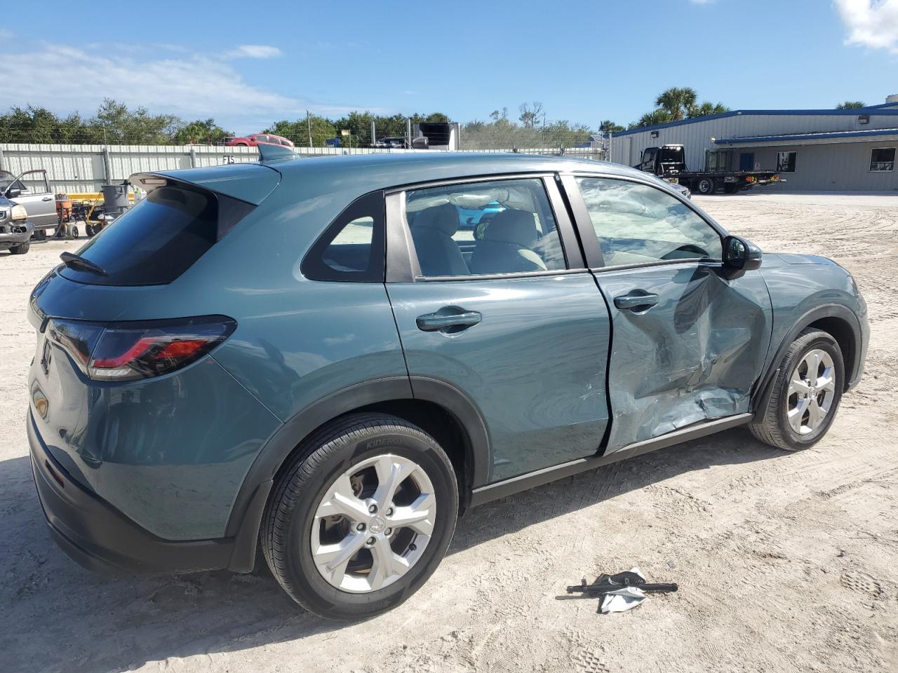 2023 HONDA HR-V LX VIN:3CZRZ1H3XPM729092