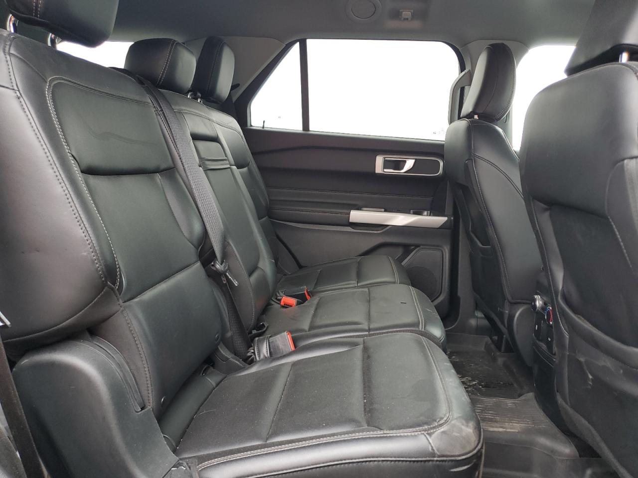 2022 FORD EXPLORER XLT VIN:1FMSK8DH5NGA10812