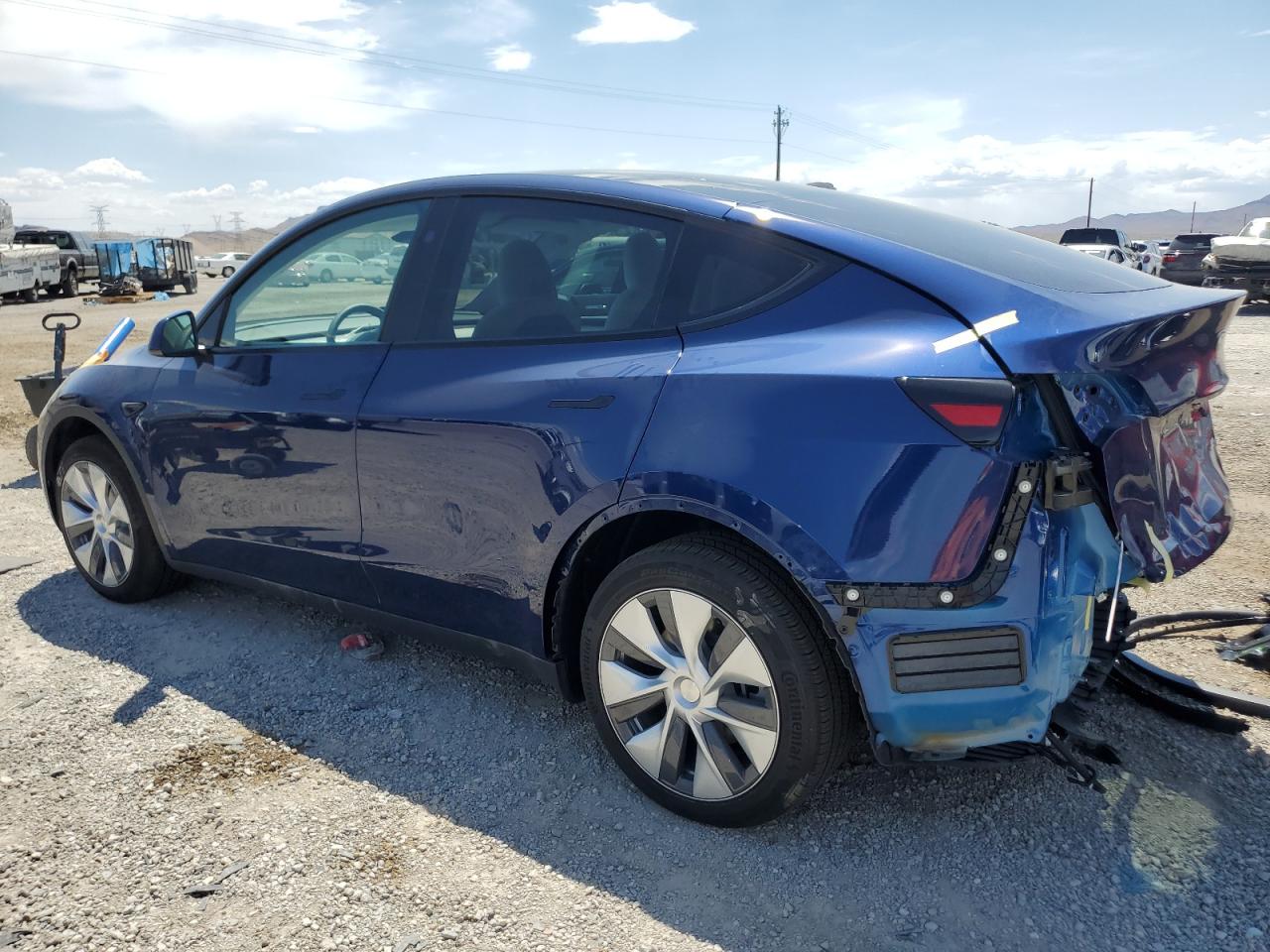 2023 TESLA MODEL Y  VIN:7SAYGDEE3PF917619