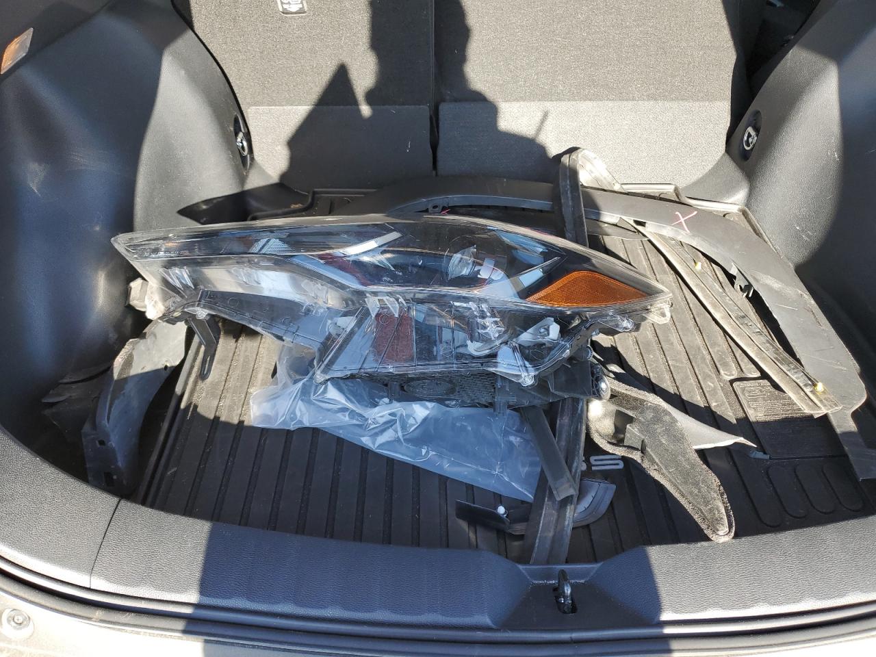 2022 TOYOTA COROLLA CROSS LE VIN:7MUCAAAG1NV031473