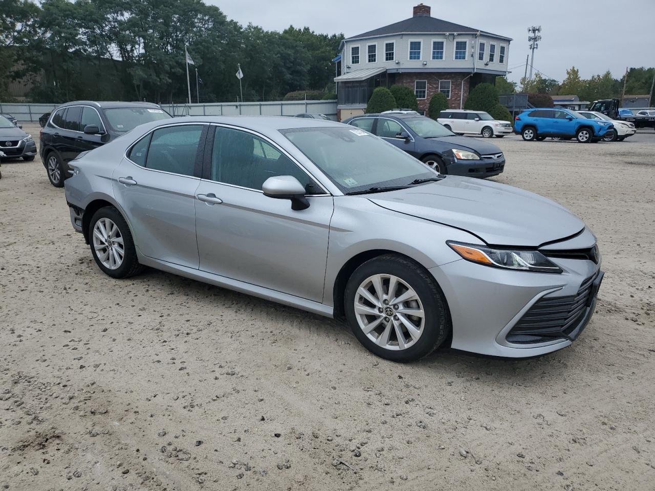 2022 TOYOTA CAMRY LE VIN:4T1C11AK3NU627089