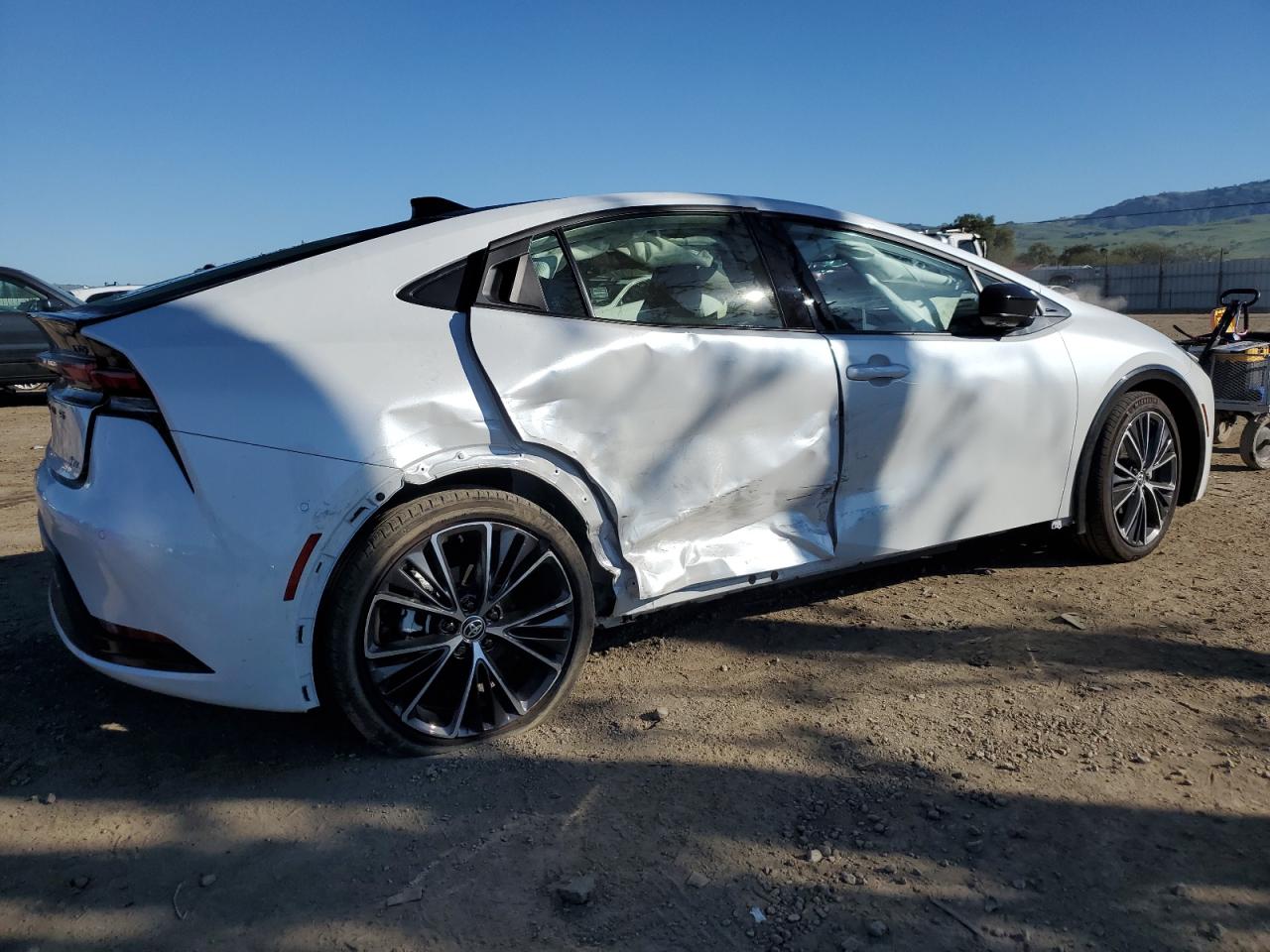 2024 TOYOTA PRIUS LE VIN:JTDACAAU4R3018712