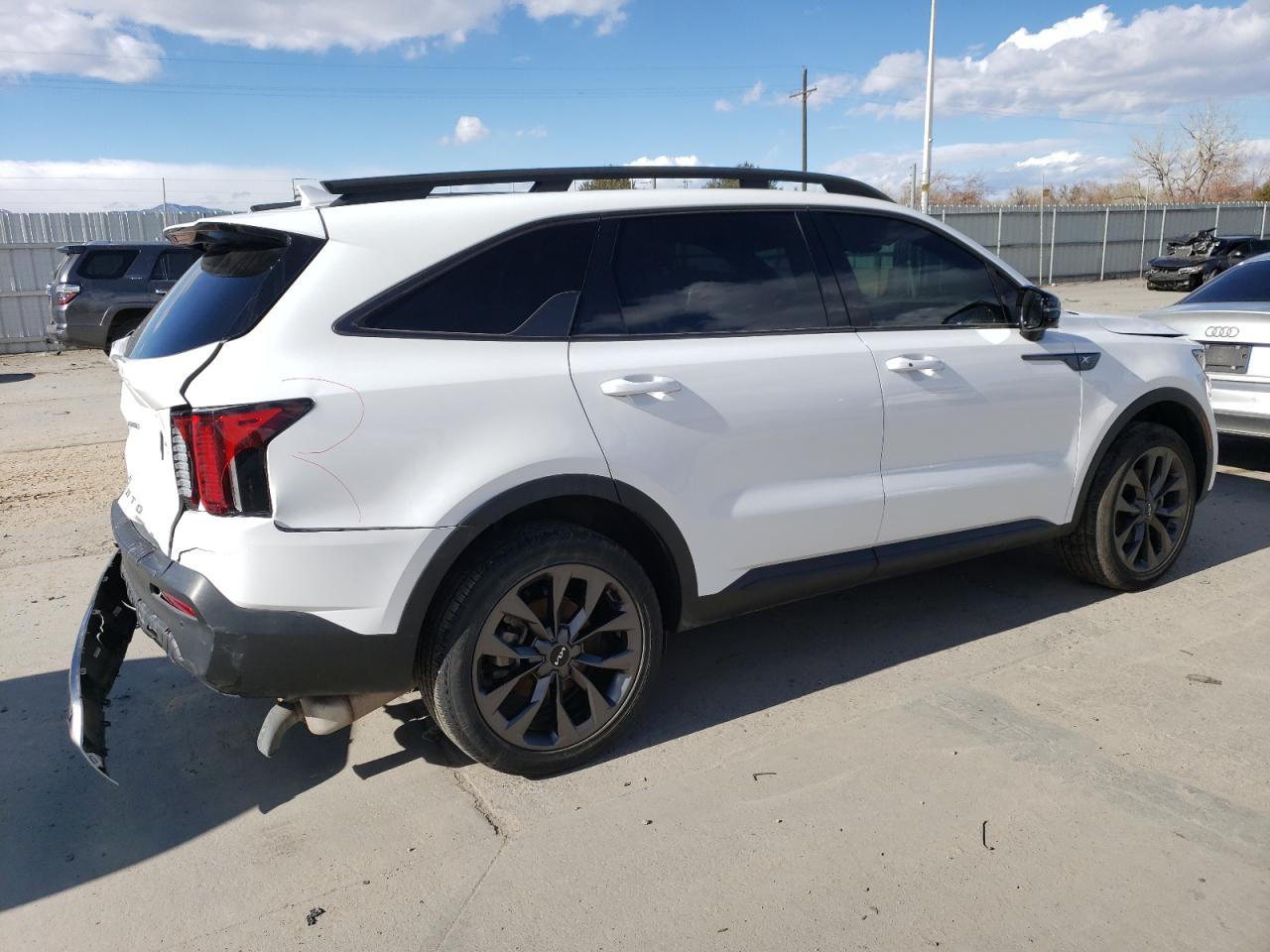2022 KIA SORENTO EX VIN:5XYRHDLF8NG119813