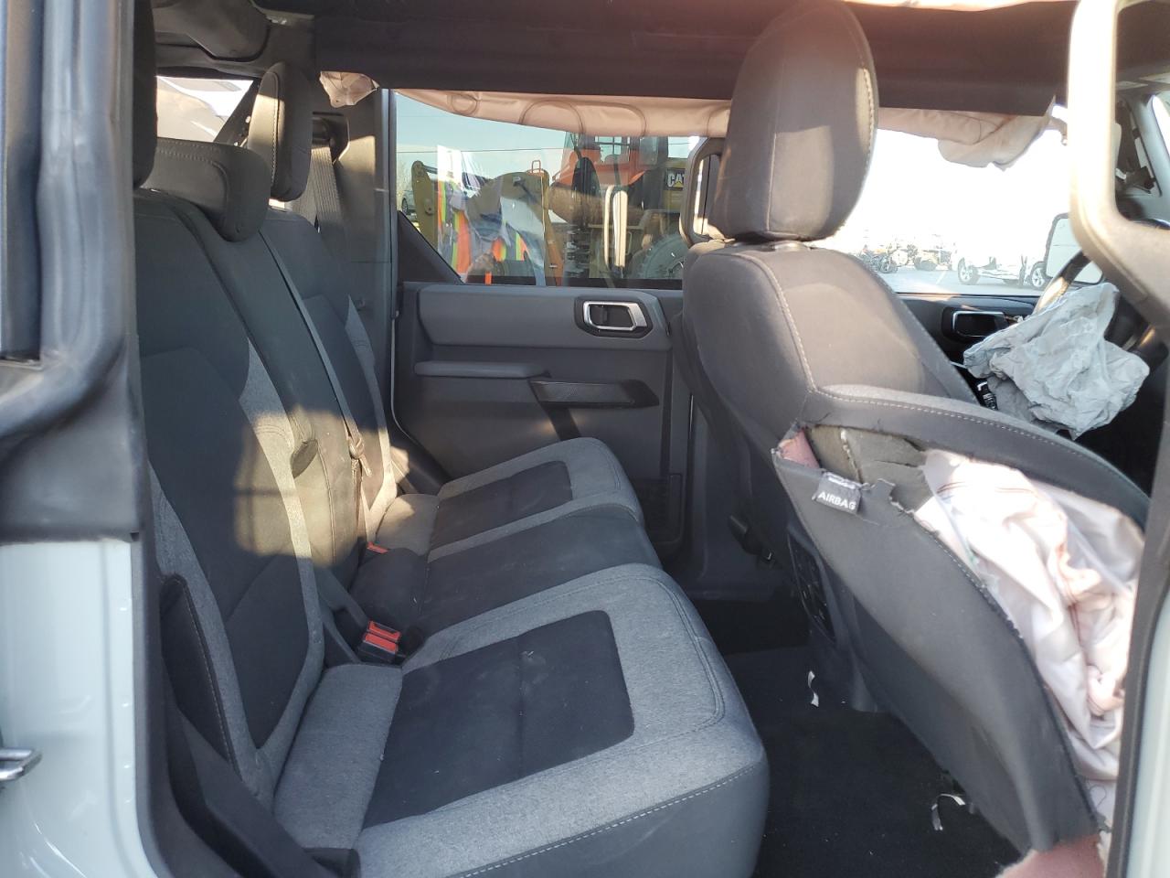 2022 FORD BRONCO BASE VIN:1FMDE5BH3NLA99823