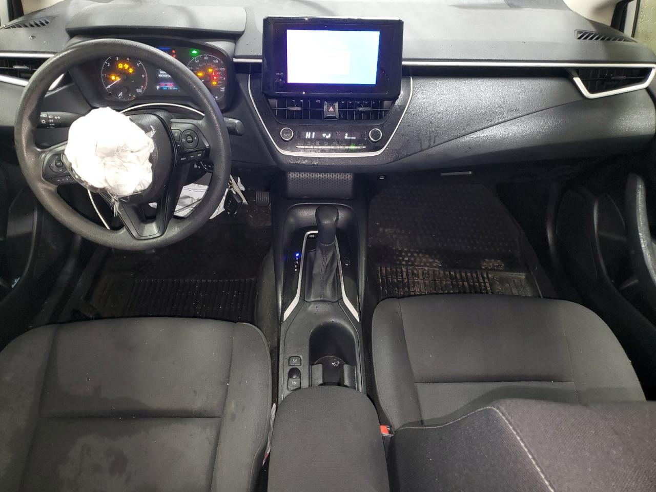 2024 TOYOTA COROLLA LE VIN:JTDBCMFE0R3044215