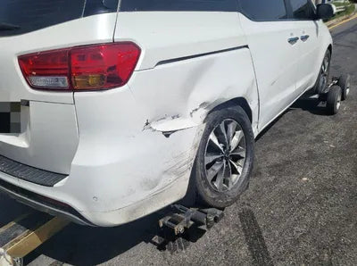 2015 Kia Carnival VIN: