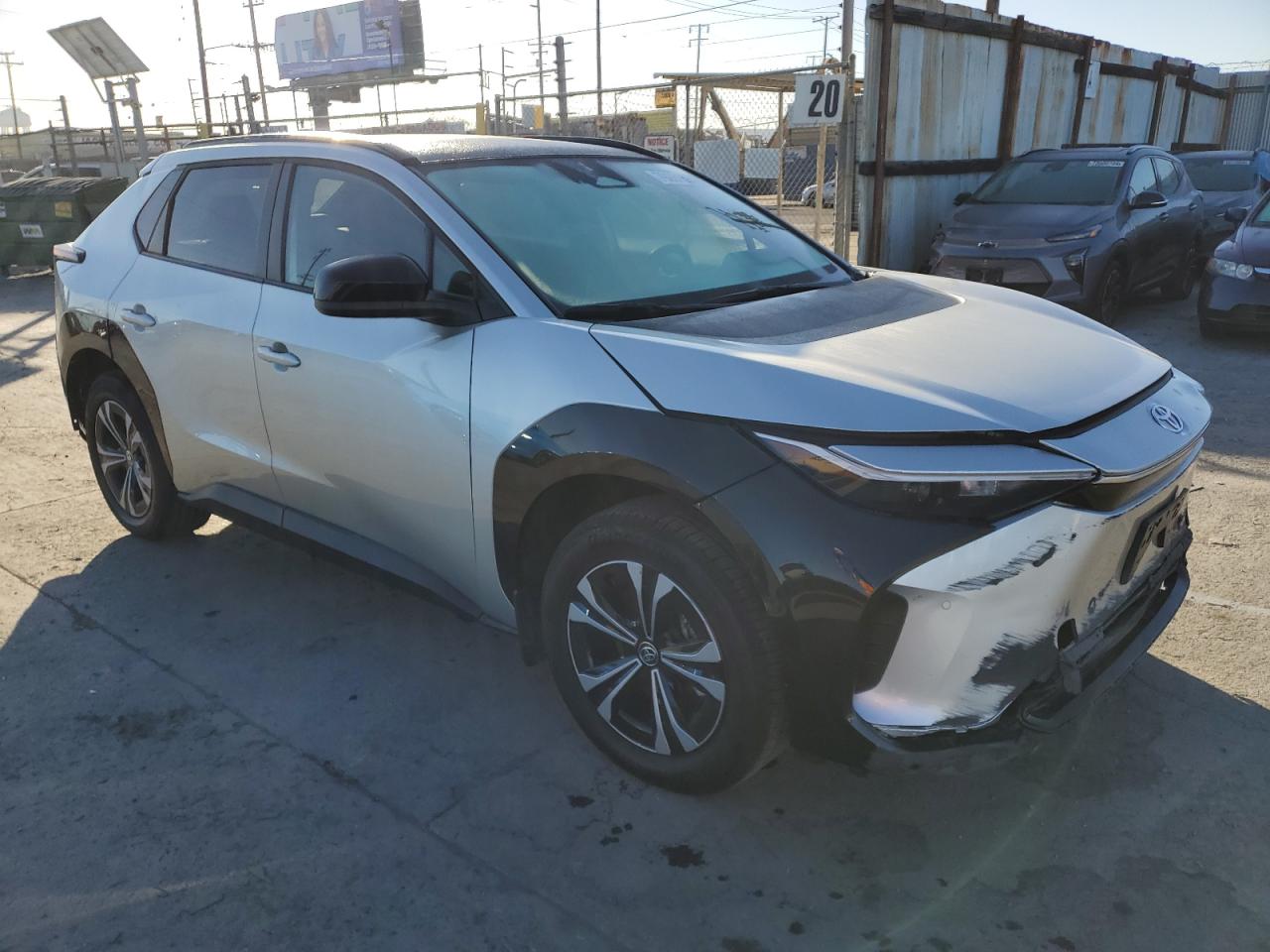 2023 TOYOTA BZ4X XLE VIN:JTMAAAAA8PA015784