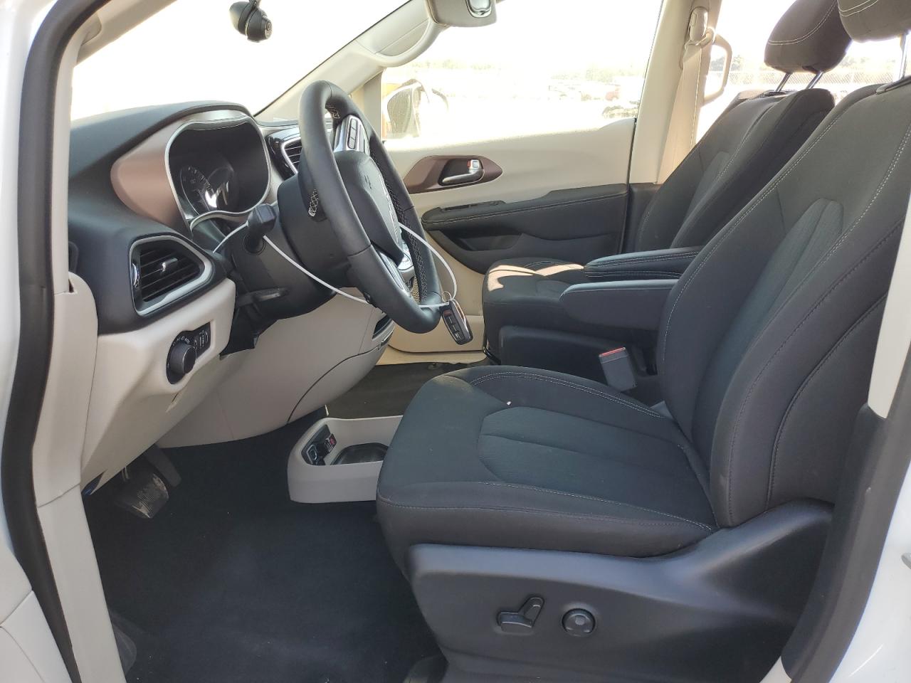 2023 CHRYSLER VOYAGER LX VIN:2C4RC1CG0PR617184