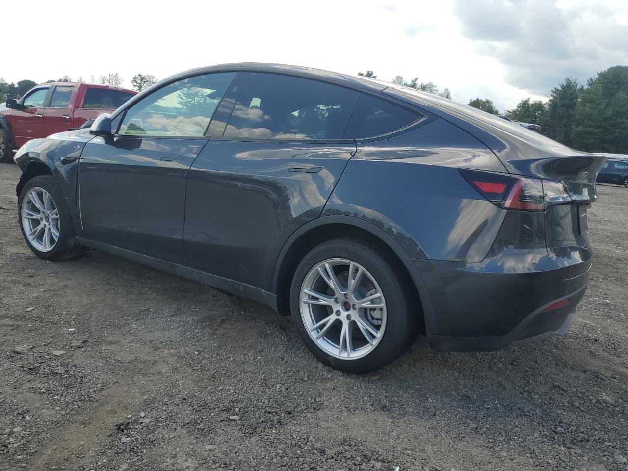 2024 TESLA MODEL Y  VIN:7SAYGDED3RF052466