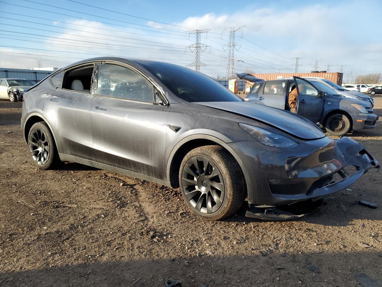 2024 TESLA MODEL Y  VIN:7SAYGDEEXRA234400