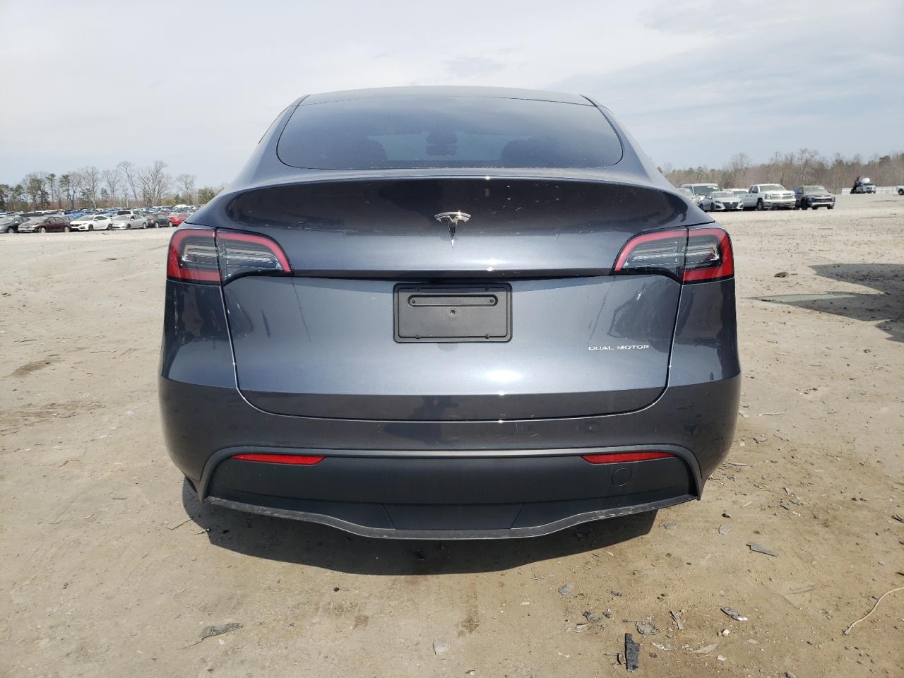 2023 TESLA MODEL Y  VIN:7SAYGAEE1PF977252