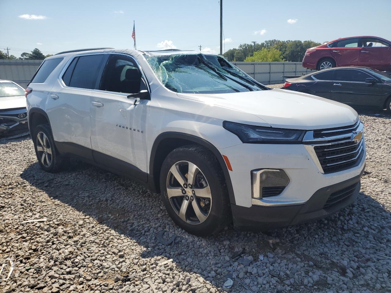 2023 CHEVROLET TRAVERSE LT VIN:1GNERHKWXPJ228689