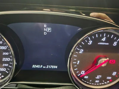 2017 Mercedes-Benz E 200 VIN: