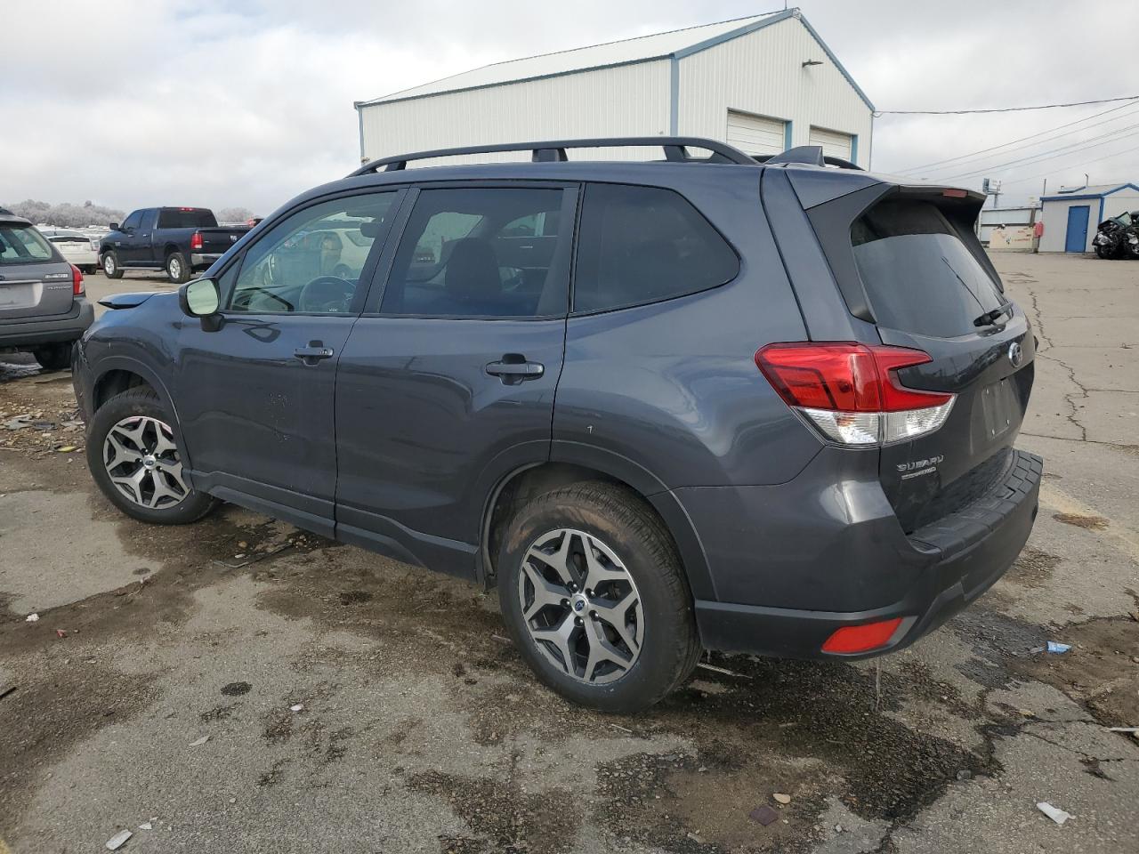 2022 SUBARU FORESTER PREMIUM VIN:JF2SKAEC5NH469607