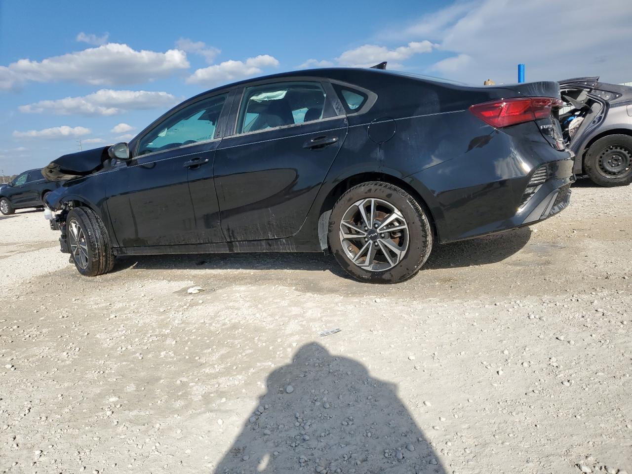 2023 KIA FORTE LX VIN:3KPF24AD1PE574069