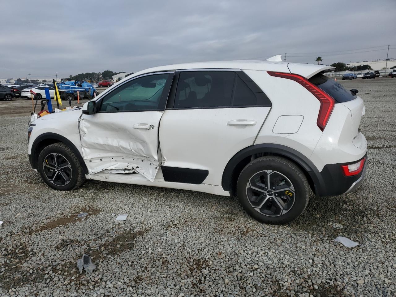2024 KIA NIRO LX VIN:KNDCP3LE3R5129187