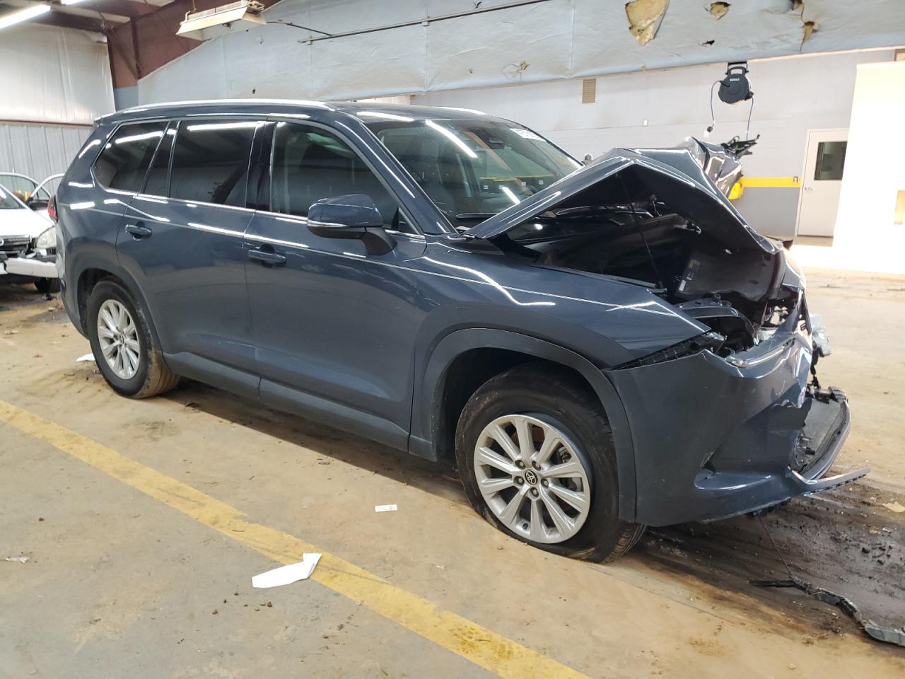 2024 TOYOTA GRAND HIGHLANDER XLE VIN:5TDAAAB51RS021434