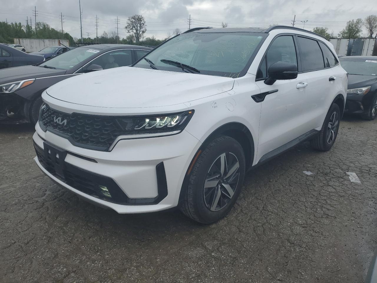 2022 KIA SORENTO EX VIN:5XYRH4LF6NG107823