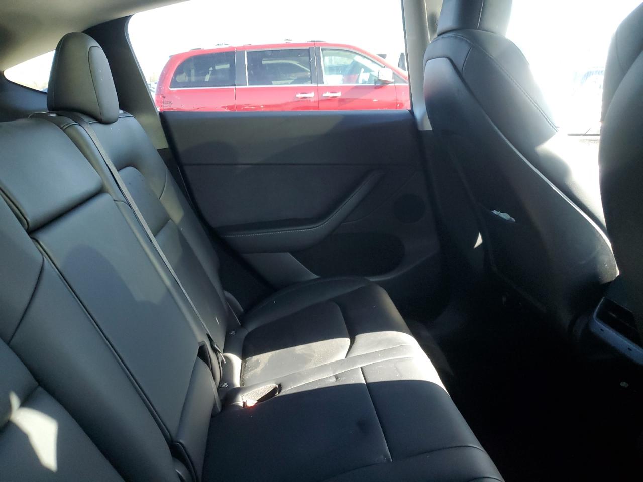 2023 TESLA MODEL Y  VIN:7SAYGDEF6PF789000
