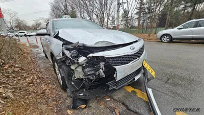 2016 Kia K5 KNAGU416BGA053303 VIN:KNAGU416BGA053303