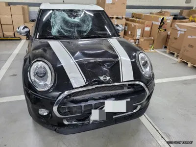 2014 MINI Cooper VIN: