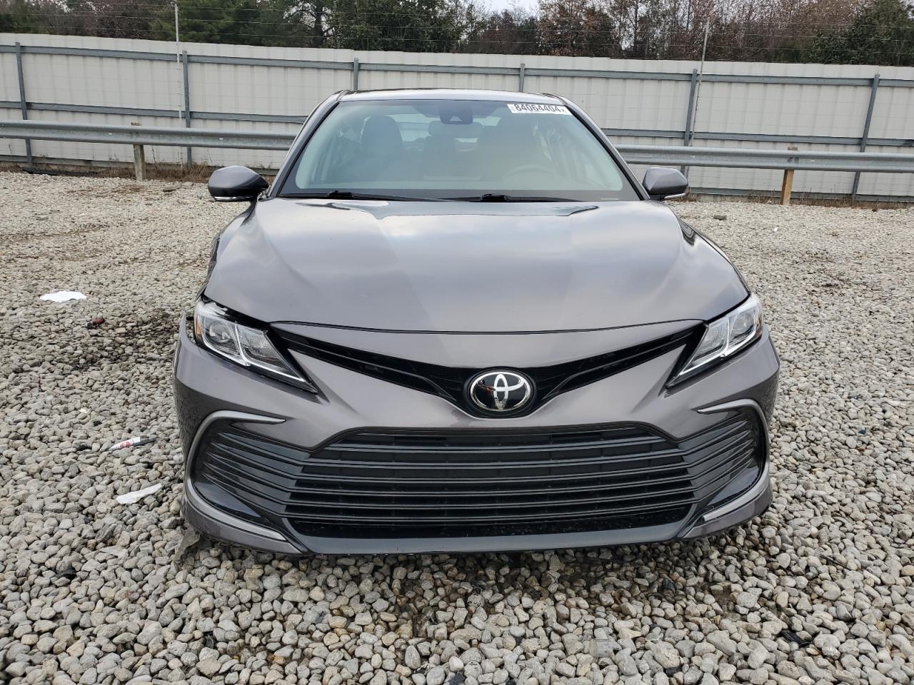 2022 TOYOTA CAMRY LE VIN:4T1R11AK2NU622587