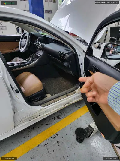 2017 Lexus IS 200t JTHBA5D24H5054137 VIN:JTHBA5D24H5054137