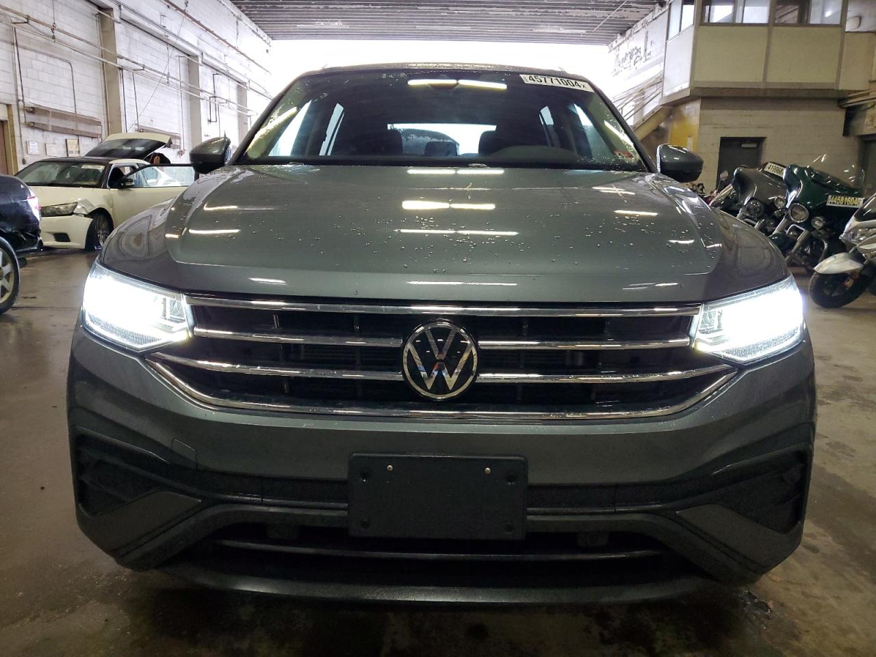 2023 VOLKSWAGEN TIGUAN SE VIN:3VV3B7AX4PM075837