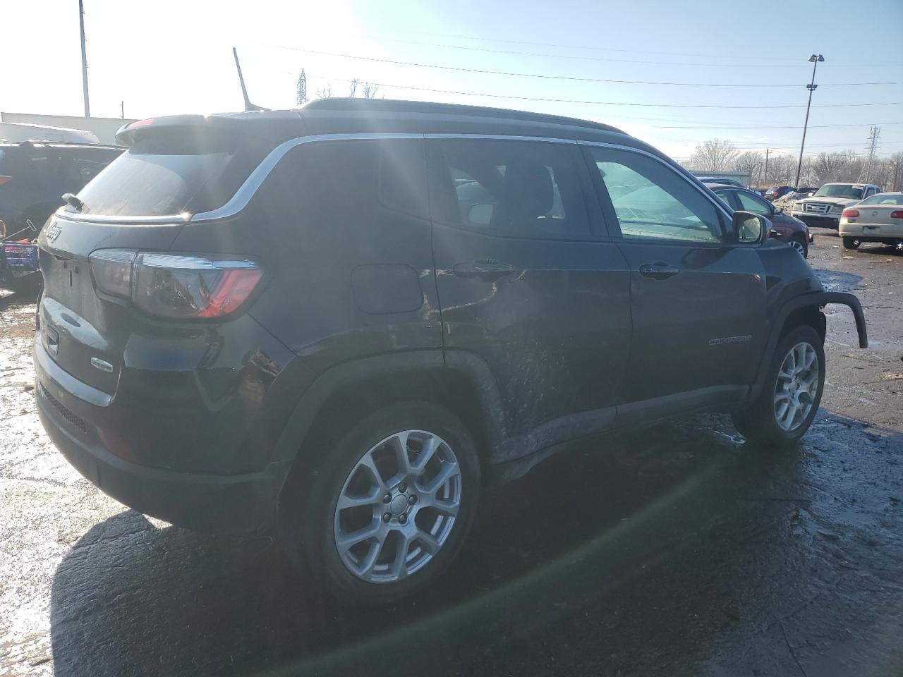 2023 JEEP COMPASS LATITUDE LUX VIN:3C4NJDFN1PT519780