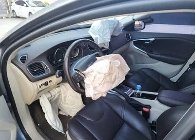 2016 Volvo V40 YV1MZ79K0G2100550 VIN:YV1MZ79K0G2100550