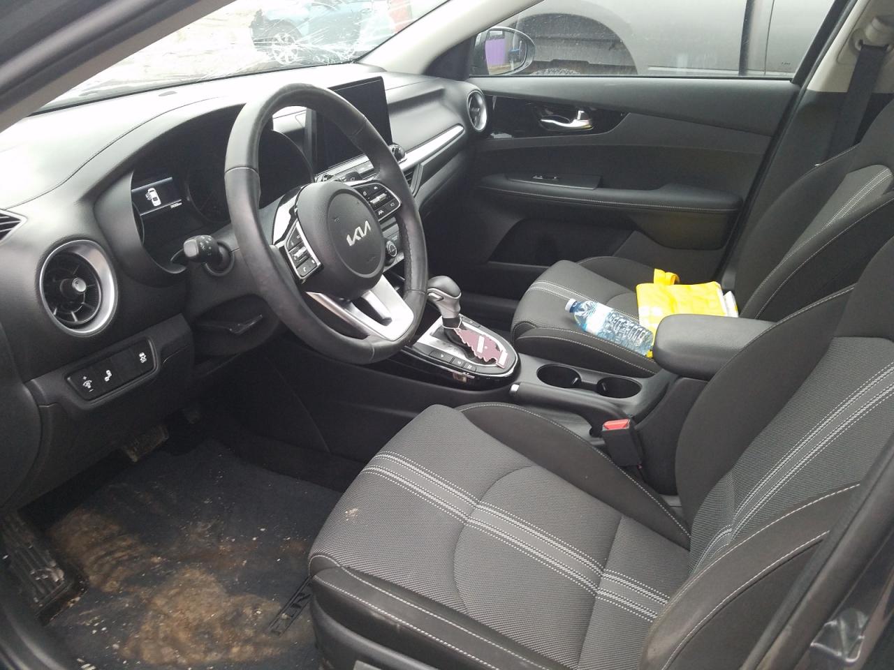 2023 KIA FORTE EX VIN:3KPF34AD3PE560638