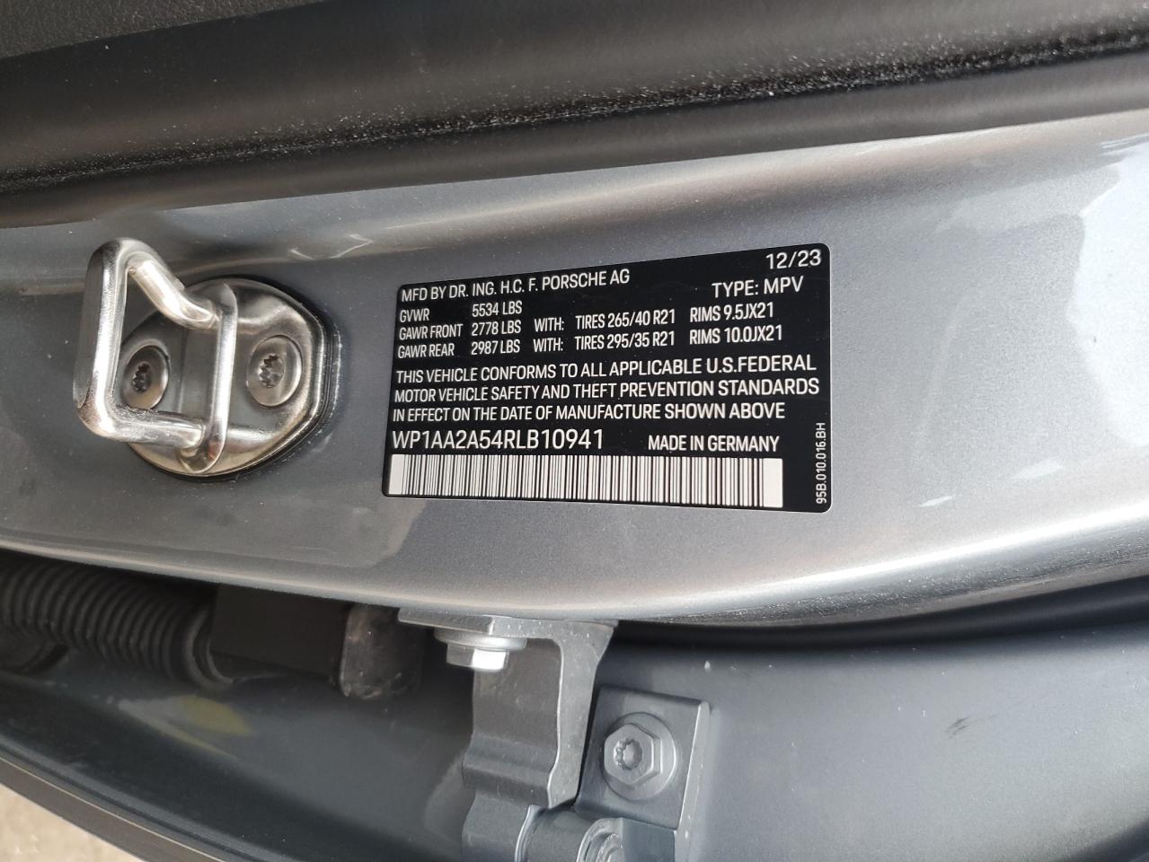 2024 PORSCHE MACAN BASE VIN:WP1AA2A54RLB10941